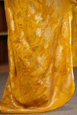 meher mustard viscose crepe saree with contrast blouse. 100% authentic handloom 5