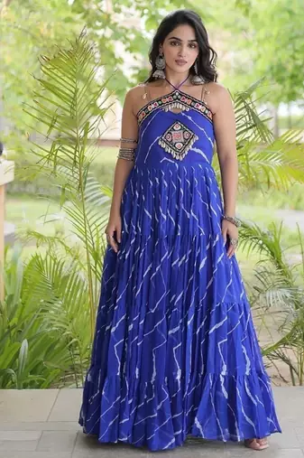 faux georgette laheriya print gown with kutchi patch work  12 meter flair sleeveless navratri garba gown 