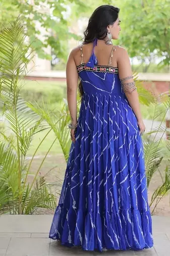 faux georgette laheriya print gown with kutchi patch work  12 meter flair sleeveless navratri garba gown 