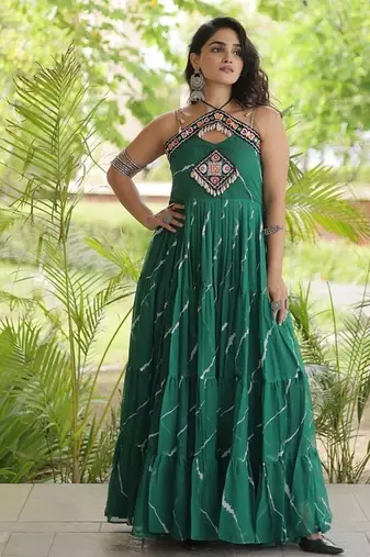 faux georgette laheriya print gown with kutchi patch work  12 meter flair sleeveless navratri garba gown 