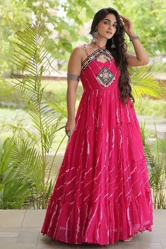 faux georgette laheriya print gown with kutchi patch work  12 meter flair sleeveless navratri garba gown 