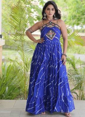 faux georgette laheriya print gown with kutchi patch work  12 meter flair sleeveless navratri garba gown  4