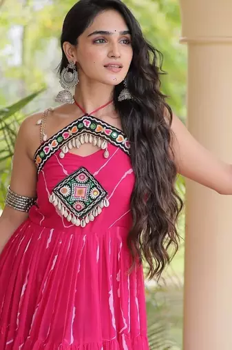 faux georgette laheriya print gown with kutchi patch work  12 meter flair sleeveless navratri garba gown 