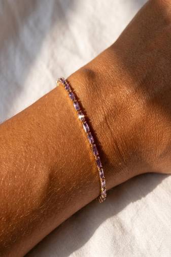 Elegant Purple CZ Tennis Bracelet for Women, Gold Tone Minimalist Crystal Bracelet for Party & Everyday Wear