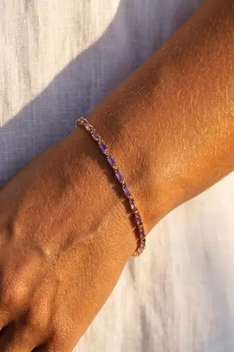 Elegant Purple CZ Tennis Bracelet for Women, Gold Tone Minimalist Crystal Bracelet for Party & Everyday Wear