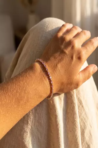 Elegant Purple CZ Tennis Bracelet for Women, Gold Tone Minimalist Crystal Bracelet for Party & Everyday Wear