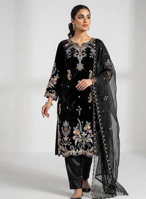 Black Color Embroidery Work Silk blend Salwar Suit 1