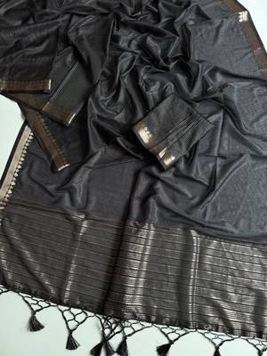 Black Color Jacquard Weaving Work Georgette Saree 2