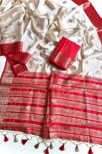 Off White Color Jacquard Weaving Silk Blend Saree