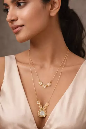 gold plated double layer kundan necklace