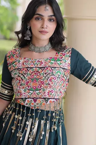 Reyon Gamthi Mirror Work Lehenga Choli Gota Patti Lace Double Ghera 5M Flair Gujarati Navratri Garba Wear 