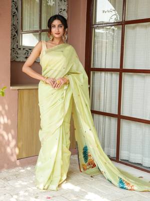 chitra handloom cotton blend saree with zari motifs & pallu  1