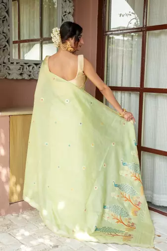 chitra handloom cotton blend saree with zari motifs & pallu 