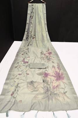 cream multicolor shimmer handloom cotton blend saree with floral border print 3