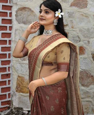 brown beige shimmer handloom cotton blend saree peacock border print (sfhcs323) 5