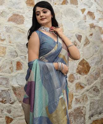 multicolor shimmer handloom cotton blend digital print saree 5