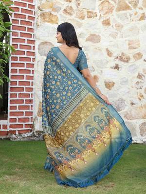 teal multicolor shimmer handloom cotton blend saree floral print 4