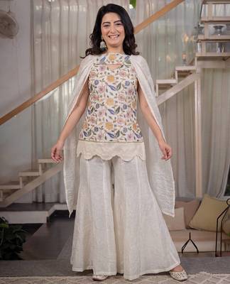 White floral embroidered kurta palazzo set with dupatta 2