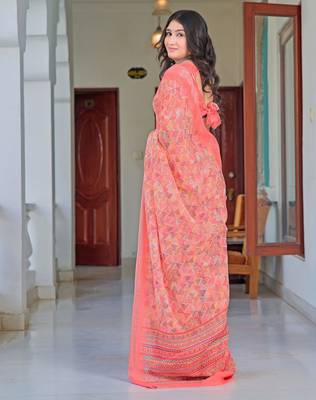 peach cotton blend saree floral print 4