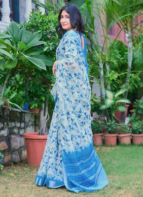sky blue cotton blend digital print saree 5