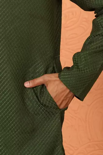 Chikan embroidered cotton rayon green kurta