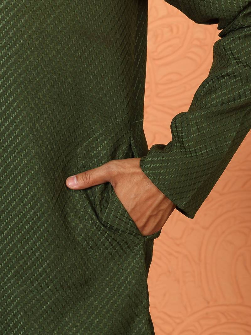Chikan embroidered cotton rayon green kurta
