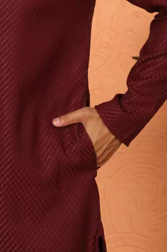 Chikan embroidered cotton rayon maroon kurta