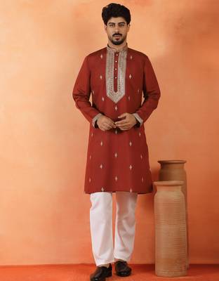 Cotton silk yoke design embroidered maroon kurta 5