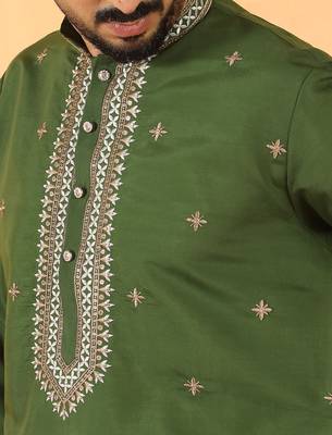 Cotton silk yoke design embroidered green kurta 2