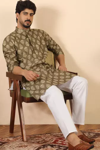 Ethnic motifs jaipuri printed cotton brown kurta
