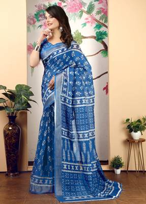 blue cotton blend saree with geometric floral print (sfcl218) 3