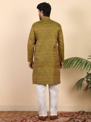 Ethinic motifs jacquard green kurta 3