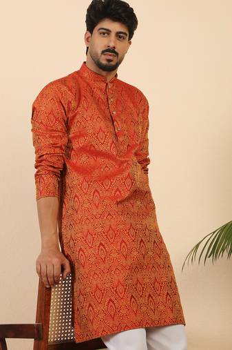 Ethinic motifs jacquard maroon kurta