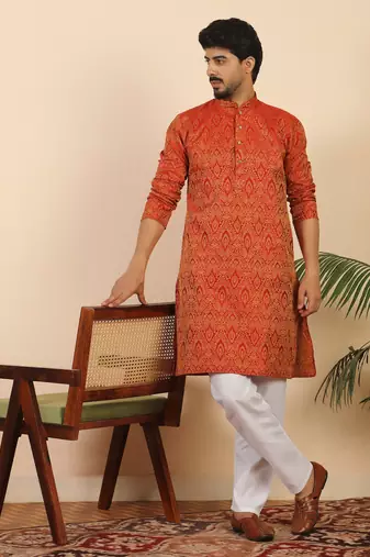 Ethinic motifs jacquard maroon kurta