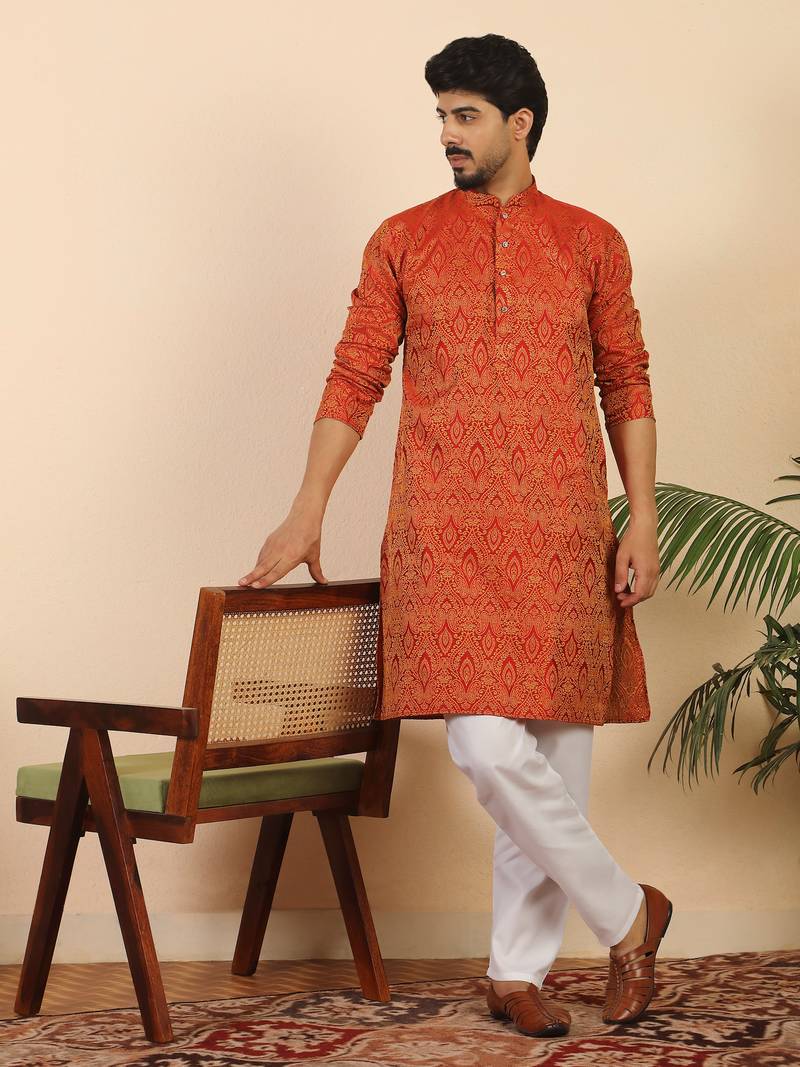 Ethinic motifs jacquard maroon kurta