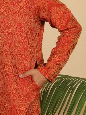 Ethinic motifs jacquard maroon kurta 5