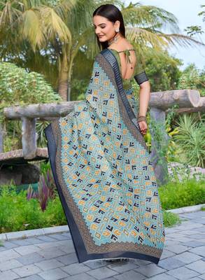 sea green cotton blend digital print saree 5