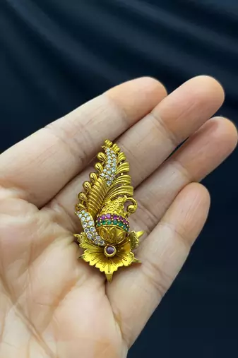 Traditional Indian Paisley Saree Pin with Ruby, Emerald CZ Accents – Ethnic Bridal Brooch