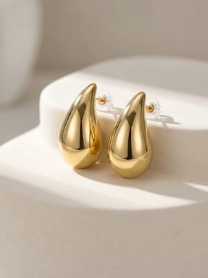 Teardrop anti tarnish gold tone stud earrings 2