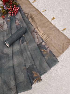 grey blue shimmer handloom cotton blend saree with floral print (t sfshmr36) 4
