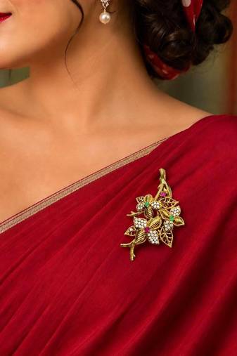 Vintage Floral Brooch, Gold Tone Indian Saree Pin, Kundan Style Wedding Jewelry