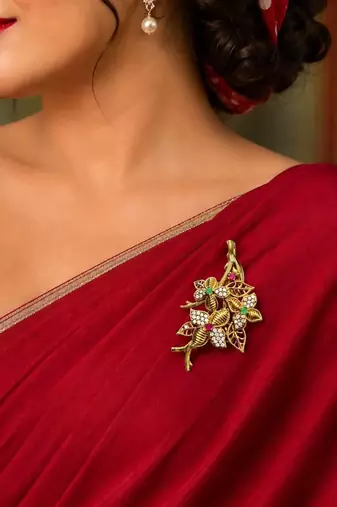 Vintage Floral Brooch, Gold Tone Indian Saree Pin, Kundan Style Wedding Jewelry