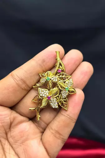 Vintage Floral Brooch, Gold Tone Indian Saree Pin, Kundan Style Wedding Jewelry