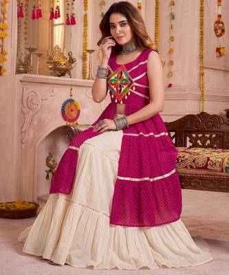 Cream Cotton Gamthi Work Lehenga Choli Set 3