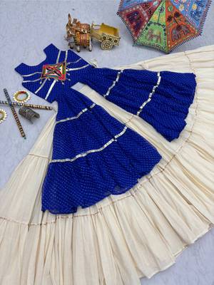 Cream Cotton Gamthi Work Lehenga Choli Set 4