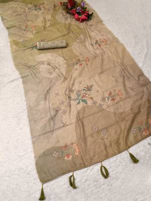 olive green shimmer handloom cotton blend digital print saree 3