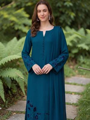 Women Ethnic Motifs Embroidered Chanderi Silk Kurta with Trousers & With Dupatta 3
