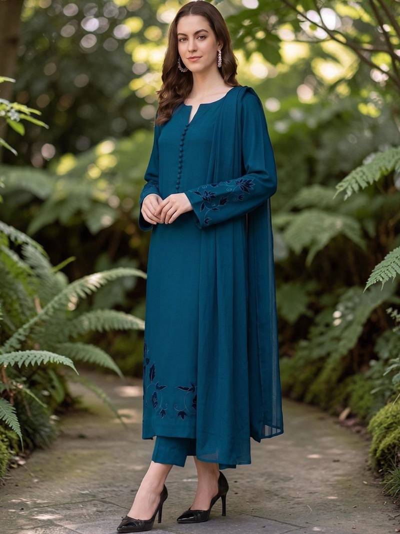 Women Ethnic Motifs Embroidered Chanderi Silk Kurta with Trousers & With Dupatta