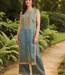 Women Ethnic Motifs Embroidered Regular Kurta with Palazzos