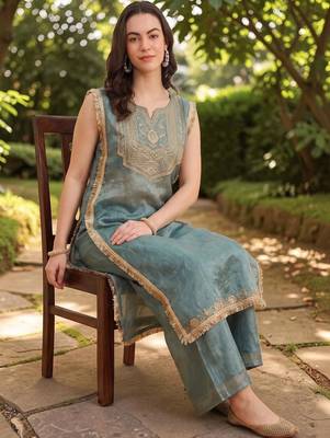 Women Ethnic Motifs Embroidered Regular Kurta with Palazzos 4